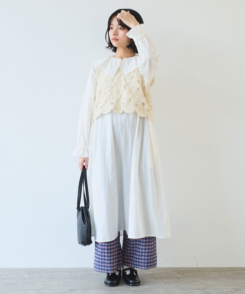 bulle de savon(ビュルデサボン)の「キュプラ ルナファー ナチュラルトリプルワッシャー ケープ衿 ワンピース(ワンピース・レディース・ホワイト・FREE)」の2枚目の写真