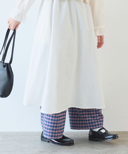 bulle de savon(ビュルデサボン)の「キュプラ ルナファー ナチュラルトリプルワッシャー ケープ衿 ワンピース(ワンピース・レディース・ホワイト・FREE)」の5枚目の写真
