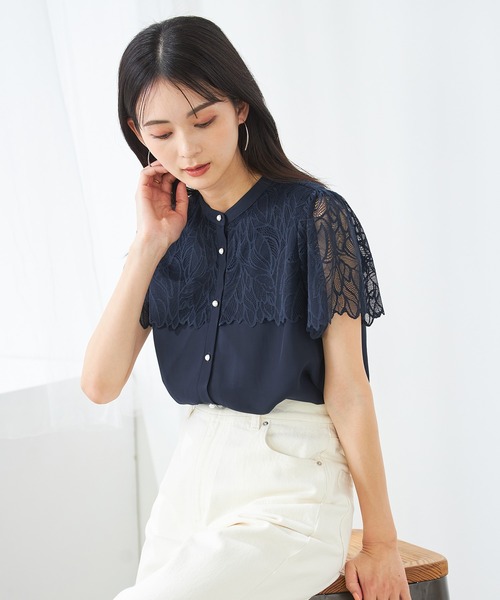 a.v.v（アーヴェヴェ）の「レースヨークブラウス（シャツ/ブラウス・レディース・ネイビー/ラベンダー/ダークグレー/ライトブルー/アイボリー・34/36/38/40/42）」の9枚目の写真