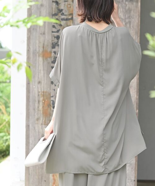 rps（アールピーエス）の「レンチング接触冷感チュニック（チュニック・レディース・カーキ/ブラック/オフホワイト・フリー）」の5枚目の写真