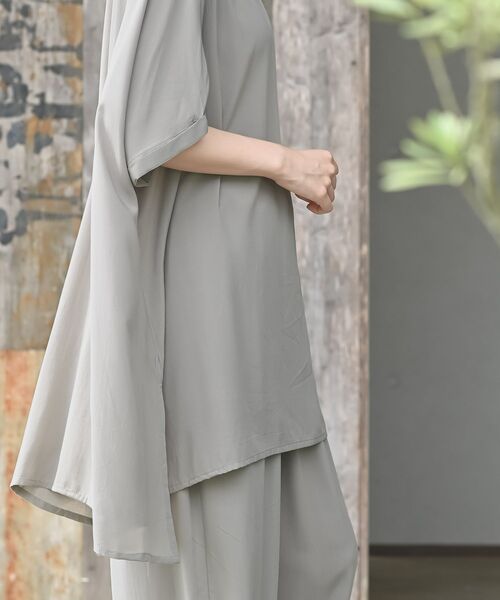 rps（アールピーエス）の「レンチング接触冷感チュニック（チュニック・レディース・カーキ/ブラック/オフホワイト・フリー）」の4枚目の写真