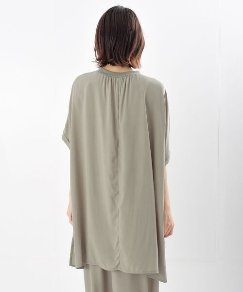 rps（アールピーエス）の「レンチング接触冷感チュニック（チュニック・レディース・カーキ/ブラック/オフホワイト・フリー）」の12枚目の写真