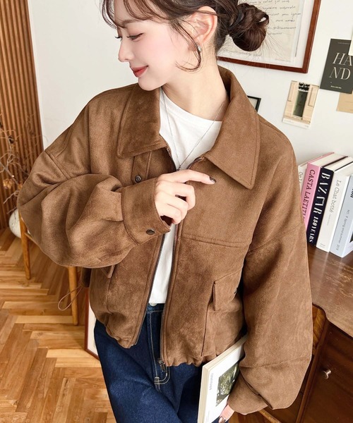 moment+(モーメントプラス)の「2WAYカラーフェイクスエードショートブルゾン(ブルゾン・レディース・ブラウン/キャメル/アイボリー・L/M)」の6枚目の写真