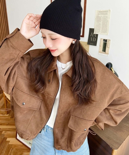 moment+(モーメントプラス)の「2WAYカラーフェイクスエードショートブルゾン(ブルゾン・レディース・ブラウン/キャメル/アイボリー・L/M)」の7枚目の写真