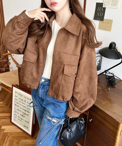 moment+(モーメントプラス)の「2WAYカラーフェイクスエードショートブルゾン(ブルゾン・レディース・ブラウン/キャメル/アイボリー・L/M)」の17枚目の写真