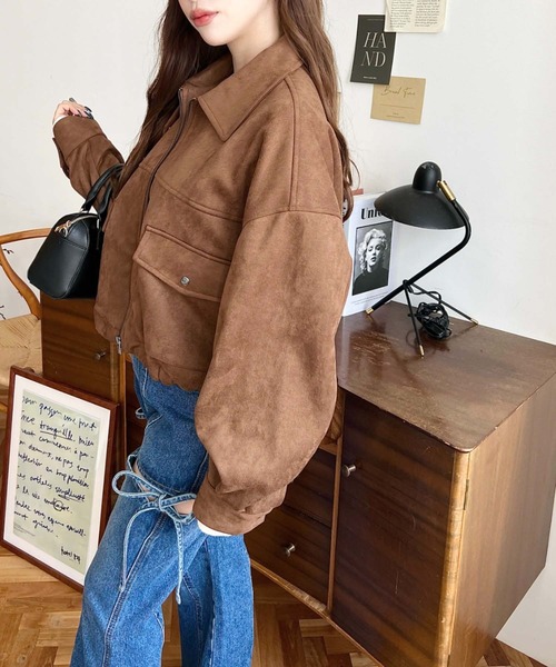 moment+(モーメントプラス)の「2WAYカラーフェイクスエードショートブルゾン(ブルゾン・レディース・ブラウン/キャメル/アイボリー・L/M)」の19枚目の写真