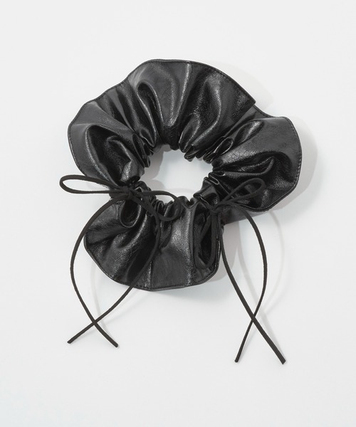 リボン ハング レザー タッチ ビッグ シュシュ（シュシュ）｜GOLDY