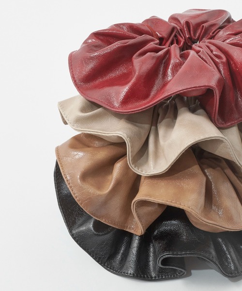 リボン ハング レザー タッチ ビッグ シュシュ（シュシュ）｜GOLDY