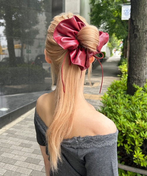 リボン ハング レザー タッチ ビッグ シュシュ（シュシュ