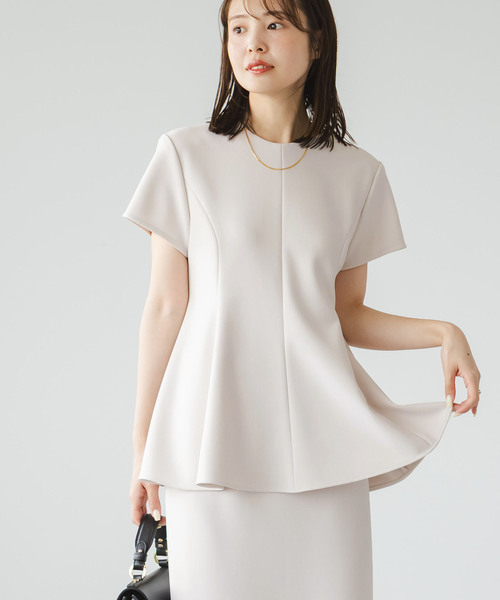 【試着のみ】NOBLE　コンフォートへプラムカットソー コンフォートジャージーライクペプラムブラウス（シャツ
