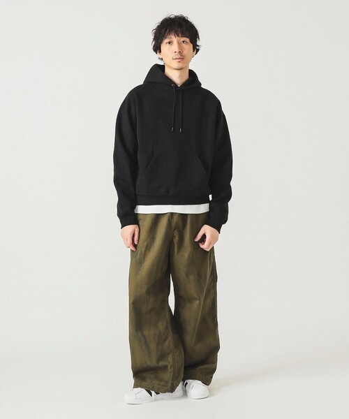 BEAMS（ビームス）の「ワイドショートフィット ウィンドストップ スウェットフーディー（パーカー・メンズ・アッシュグレー/ブラック・S/M/L/XL）」の4枚目の写真