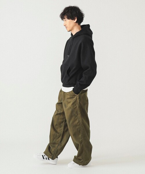 BEAMS（ビームス）の「ワイドショートフィット ウィンドストップ スウェットフーディー（パーカー・メンズ・アッシュグレー/ブラック・S/M/L/XL）」の5枚目の写真