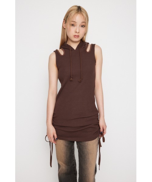 LAGUA GEM(ラグアジェム)の「SIDE GATHER HOODIE ミニワンピース(ワンピース・レディース・チャコールグレー/ブラック/ブラウン・MEDIUM/SMALL)」の9枚目の写真
