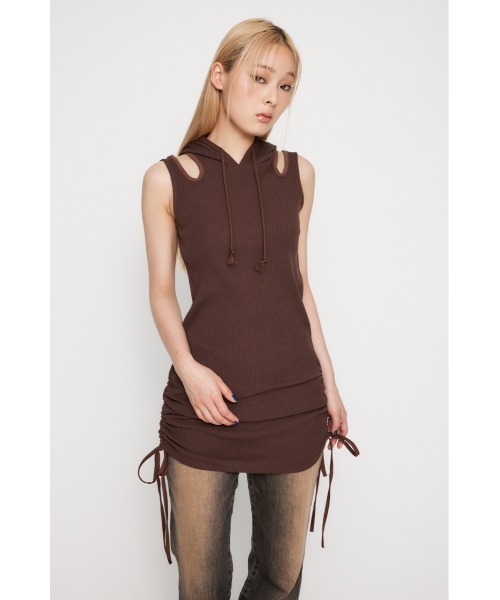 LAGUA GEM(ラグアジェム)の「SIDE GATHER HOODIE ミニワンピース(ワンピース・レディース・チャコールグレー/ブラック/ブラウン・MEDIUM/SMALL)」の10枚目の写真