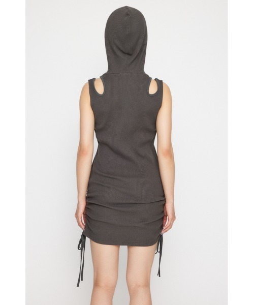 LAGUA GEM(ラグアジェム)の「SIDE GATHER HOODIE ミニワンピース(ワンピース・レディース・チャコールグレー/ブラック/ブラウン・MEDIUM/SMALL)」の17枚目の写真