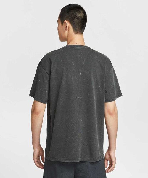 NIKE（ナイキ）の「ナイキ スポーツウェア マックス90 Tシャツ / Nike Sportswear Max90 T-Shirt IH5070-060 Anthracite（Tシャツ/カットソー・メンズ・スミクロ・S/M/L/2XL/XL）」の16枚目の写真