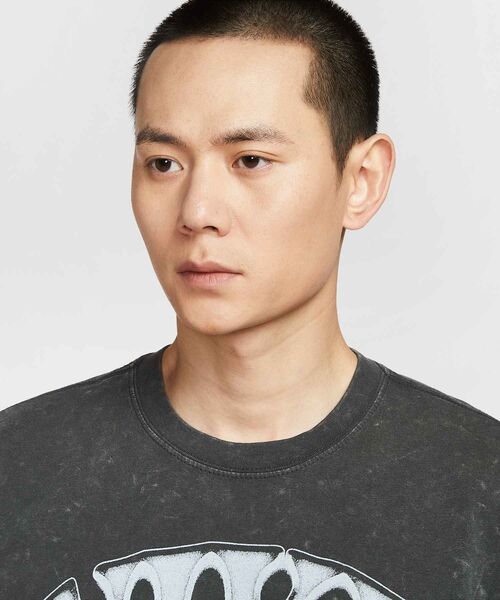 NIKE（ナイキ）の「ナイキ スポーツウェア マックス90 Tシャツ / Nike Sportswear Max90 T-Shirt IH5070-060 Anthracite（Tシャツ/カットソー・メンズ・スミクロ・S/M/L/2XL/XL）」の17枚目の写真