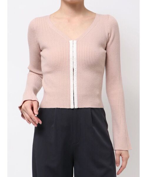 dazzlin（ダズリン）の「フロントホックニットカーディガン（カーディガン/ボレロ・レディース・ピンク/チャコールグレー/アイボリー・FREE）」の6枚目の写真