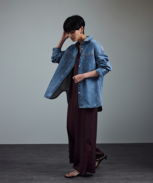 SALON adam et rope'（サロン アダム エ ロペ）の「USAコットンデニムオーバーシャツ［セットアップ対応］（シャツ/ブラウス・レディース・サックスブルー/ブルー系その他6・FREE）」の8枚目の写真