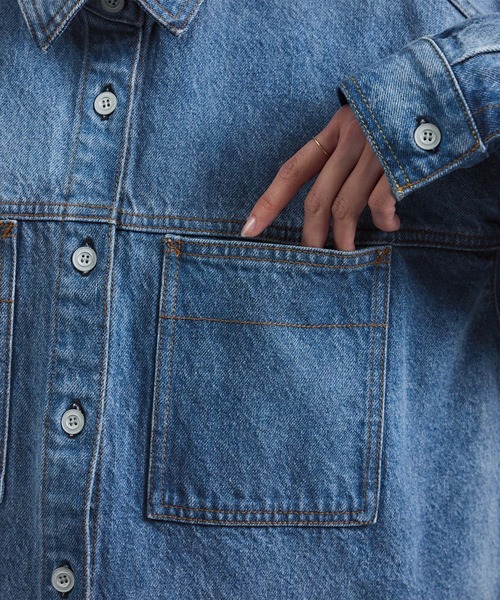 SALON adam et rope'（サロン アダム エ ロペ）の「USAコットンデニムオーバーシャツ［セットアップ対応］（シャツ/ブラウス・レディース・サックスブルー/ブルー系その他6・FREE）」の22枚目の写真