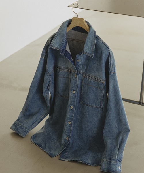 SALON adam et rope'（サロン アダム エ ロペ）の「USAコットンデニムオーバーシャツ［セットアップ対応］（シャツ/ブラウス・レディース・サックスブルー/ブルー系その他6・FREE）」の3枚目の写真