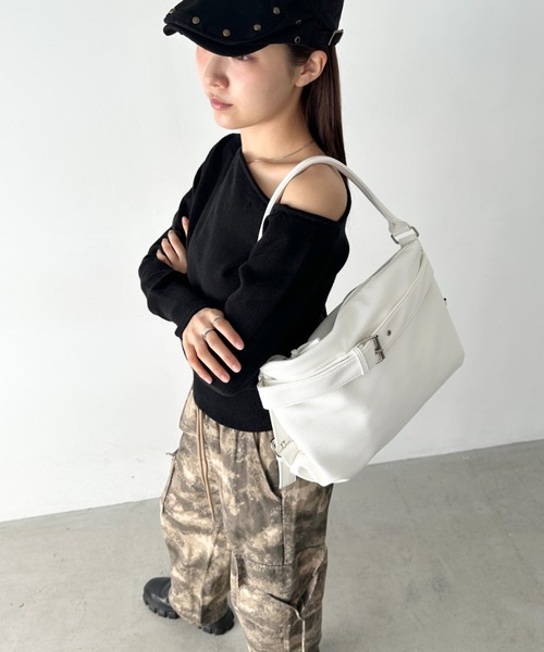 Bamm（バム）の「ベルトデザインワンハンドルショルダーバッグ（ショルダーバッグ・レディース・シルバー/ホワイト/ブラック・FREE）」の5枚目の写真
