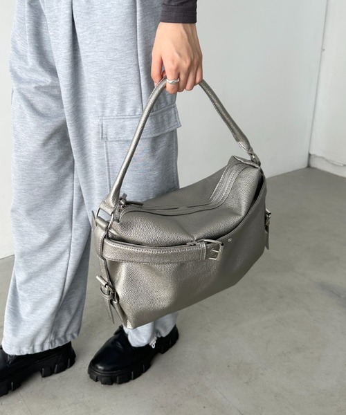 Bamm（バム）の「ベルトデザインワンハンドルショルダーバッグ（ショルダーバッグ・レディース・シルバー/ホワイト/ブラック・FREE）」の15枚目の写真