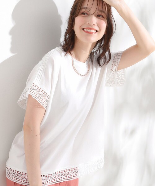 DRESKIP（ドレスキップ）の「【S-LL/ひんやり】インせず決まる 楽してきれいなレース付きトップス（Tシャツ/カットソー・レディース・ブルー系その他/イエロー系その他/ブラック/オフホワイト・04/03/02/01）」の2枚目の写真