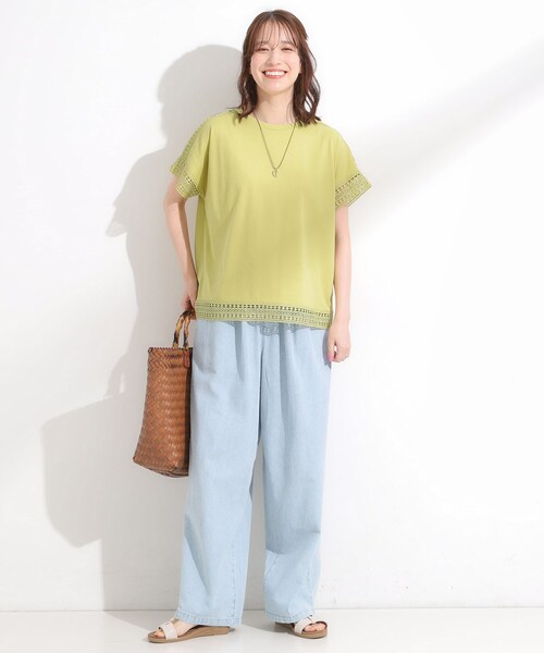 DRESKIP（ドレスキップ）の「【S-LL/ひんやり】インせず決まる 楽してきれいなレース付きトップス（Tシャツ/カットソー・レディース・ブルー系その他/イエロー系その他/ブラック/オフホワイト・04/03/02/01）」の15枚目の写真