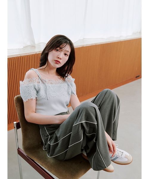 SNIDEL（スナイデル）の「レースコンビハーフスリーブニットプルオーバー（ニット/セーター・レディース・ホワイト/ライトブルー/グレー・F）」の20枚目の写真