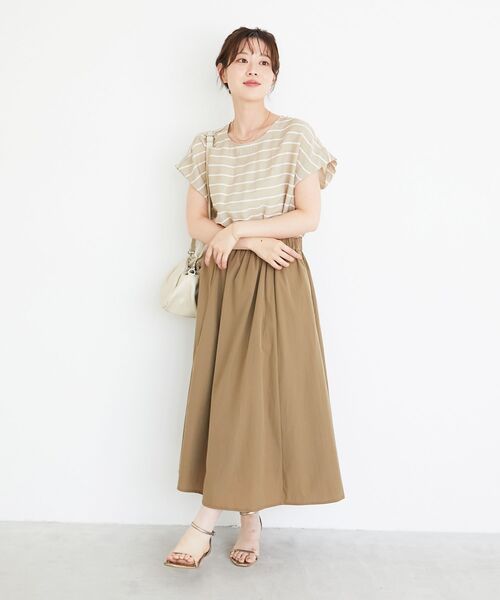 le.coeur blanc(ルクールブラン)の「ドビーボーダードッキングワンピース(ワンピース・レディース・ベージュ系その他2/ブラック系その他・38)」の6枚目の写真
