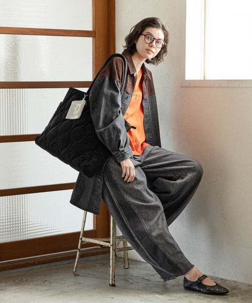 niko and...（ニコアンド）の「【A4サイズ収納可能】ポーチ付きキルトトートバッグL（トートバッグ・レディース・ブラック/チャコール/ダークブラウン/ブラウン・0）」の5枚目の写真