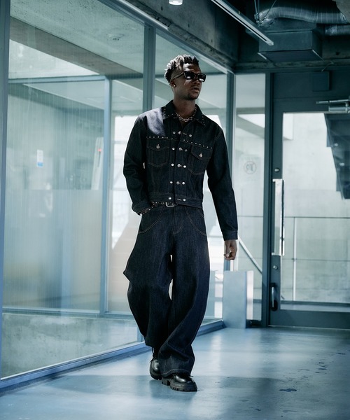 ANDER HUNK（アンダーハンク）の「Studs Design Rigid Curve Denim / スタッズデザインリジットカーブデニム（デニムパンツ・メンズ・インディゴブルー/ブラック/ブラック系その他・MEDIUM/LARGE/SMALL/X-SMALL）」の8枚目の写真