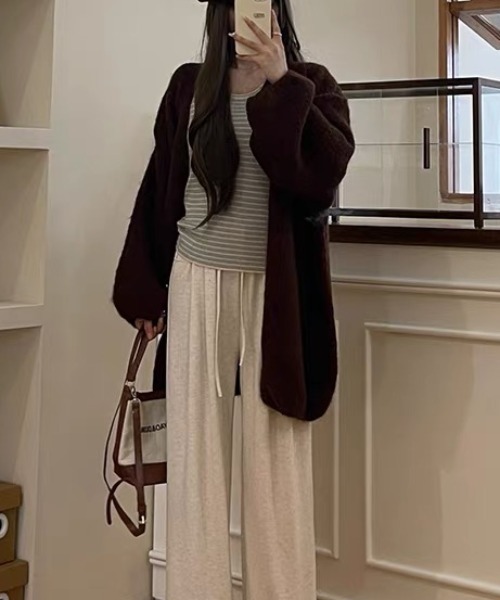 gossip!ロサンゼルス(ゴシップロサンゼルス)の「バルーンスリーブ ヘアリーニットゆったりシンプルカジュアルミディ丈カーディガン(カーディガン/ボレロ・レディース・ブラウン/グレー/オフホワイト・FREE)」の5枚目の写真