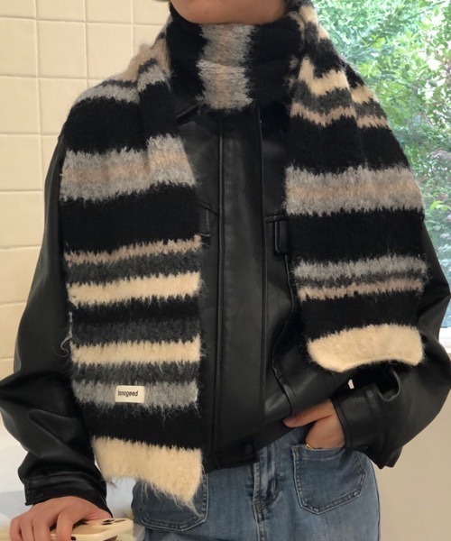 SHEPP(シープ)の「マルチボーダーニットマフラー(マフラー・レディース・ブルー/レッド/ブラウン/ブラック・F)」の20枚目の写真