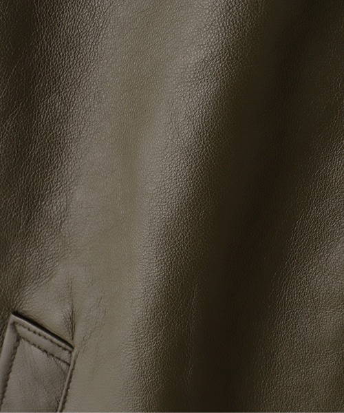 AVIREX(アヴィレックス)の「STAND LEATHER MA-1 MOD JACKET / スタンド レザー MA-1 モディファイ ジャケット / AVIREX / アヴィレックス(MA-1・メンズ・ブラック/オリーブ・X-LARGE/LARGE/XX-LARGE/MEDIUM)」の17枚目の写真