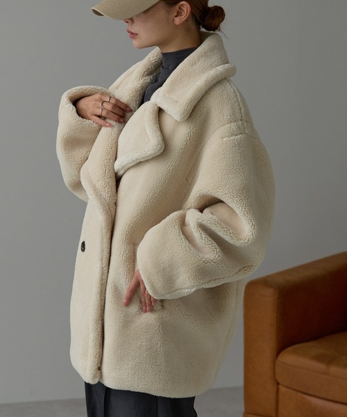 r.（アールドット）の「テディボア ミドルコート（ピーコート）」 - WEAR