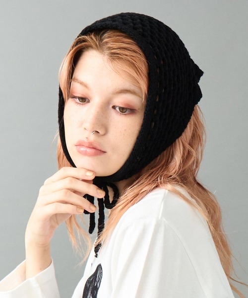 ANAP（アナップ）の「透かし編みニット バブーシュカ（ニットキャップ/ビーニー・レディース・ブラック/ブラウン・F）」の5枚目の写真