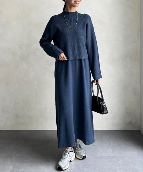 Chez toi(シェトワ)の「クロスプルオーバー×ニットワンピース(ワンピース・レディース・ブルー/グレイッシュベージュ/ブラック・FREE)」の4枚目の写真