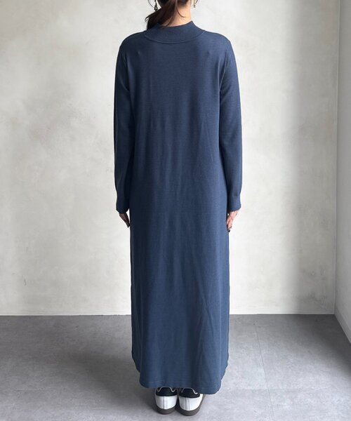 Chez toi(シェトワ)の「クロスプルオーバー×ニットワンピース(ワンピース・レディース・ブルー/グレイッシュベージュ/ブラック・FREE)」の14枚目の写真