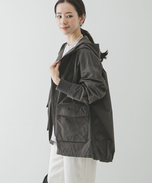 URBAN RESEARCH（アーバンリサーチ）の「コットンナイロンマウンテンパーカー（マウンテンパーカー・レディース・ベージュ/ブラック/チャコールグレー・FREE）」の20枚目の写真