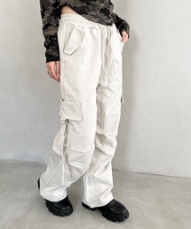 パラシュート」に該当するカーゴパンツ（ホワイト/白色系
