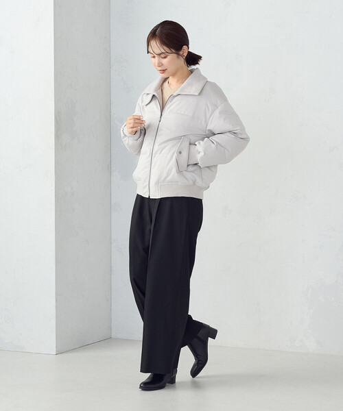 COMME CA ISM（コムサイズム）の「ダウンブルゾン（ダウンジャケット/コート・レディース・ブラック/グレイッシュベージュ・MEDIUM/LARGE）」の15枚目の写真