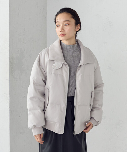 COMME CA ISM（コムサイズム）の「ダウンブルゾン（ダウンジャケット/コート・レディース・ブラック/グレイッシュベージュ・MEDIUM/LARGE）」の13枚目の写真