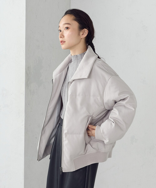 COMME CA ISM（コムサイズム）の「ダウンブルゾン（ダウンジャケット/コート・レディース・ブラック/グレイッシュベージュ・MEDIUM/LARGE）」の14枚目の写真