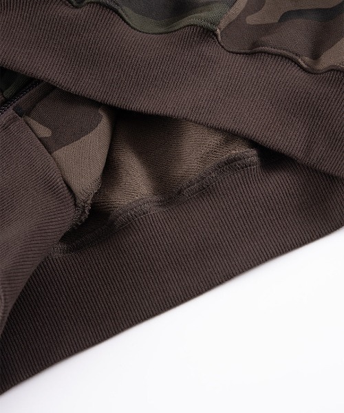 SUPPLIER(サプライヤー)の「A'GEM/9 × .kom 『SUPPLIER/サプライヤー』 FAUX FUR CROSS ZIP HOODIE/フォーファークロスジップフーディ―(パーカー・メンズ・グレー/ブラック/マルチ・LARGE/X-LARGE)」の4枚目の写真