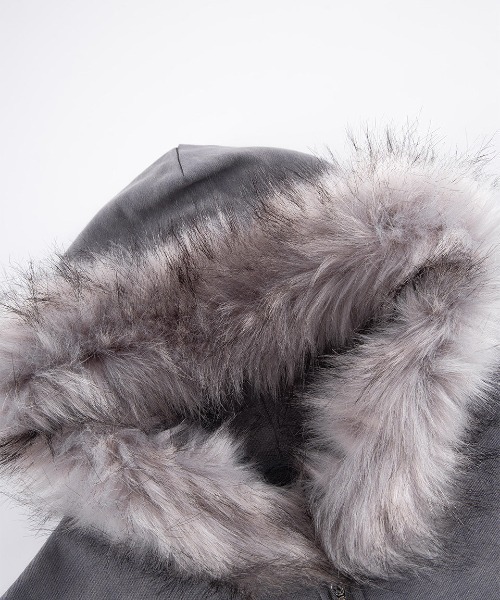 A'GEM/9 × .kom 『SUPPLIER/サプライヤー』 FAUX FUR CROSS ZIP HOODIE