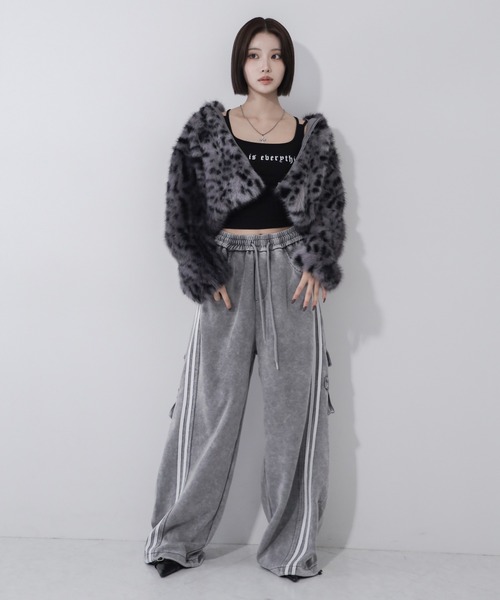 me+em select(ミームセレクト)の「【 2color 】レオパードフェイクファーフーディショートコート / reopard fakefur hoodie short coat(その他アウター・レディース・ブラウン/ブラック・FREE)」の15枚目の写真