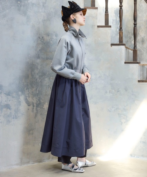 Cepica（セピカ）の「【MARECHAL TERRE】ジップブルゾンワンピース（ワンピース・レディース・グレー・FREE）」の4枚目の写真