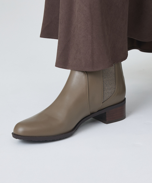 Au BANNISTER(オゥバニスター)の「【スノーソール】サイドゴアブーツ(ブーツ・レディース・ダークブラウン/ブラック/グレイッシュベージュ・40/38/39/35/36/37)」の6枚目の写真